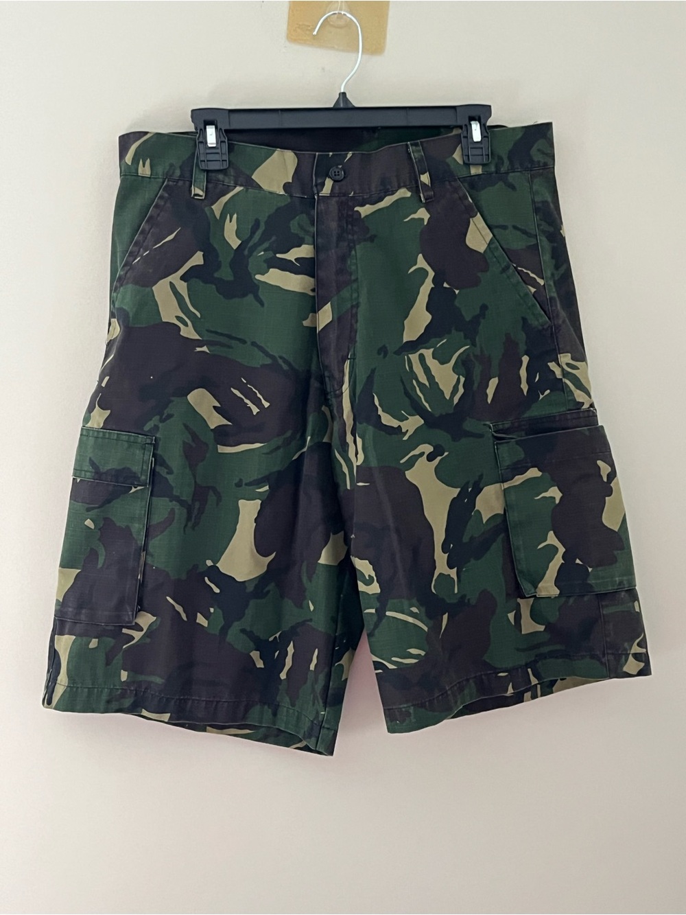 Burnside Men’s Camo Cargo Shorts Size 34 Green Military Utility